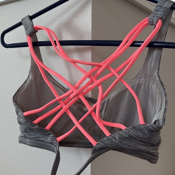 Lululemon Free To Be Bra wild 6 - Picture 11 of 15